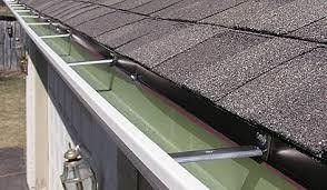 Calha colonial galvanizada